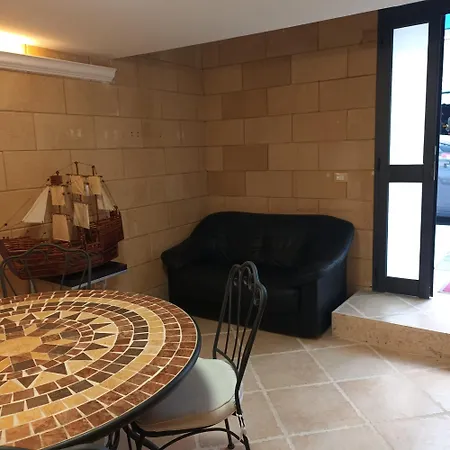 Maison Voltige * Bari